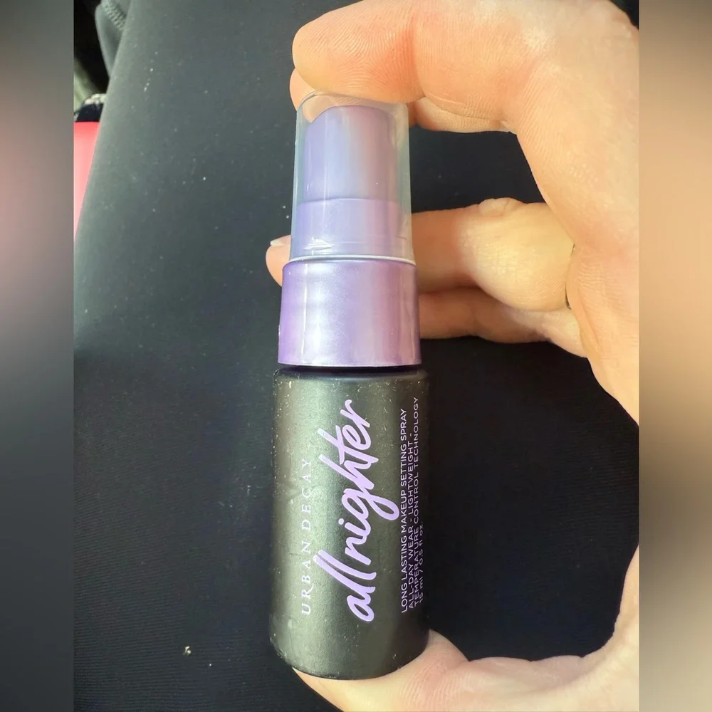 ❤️ 3/$25 Urban Decay All Nighter Waterproof Makeup Setting Spray (Deluxe Size)
